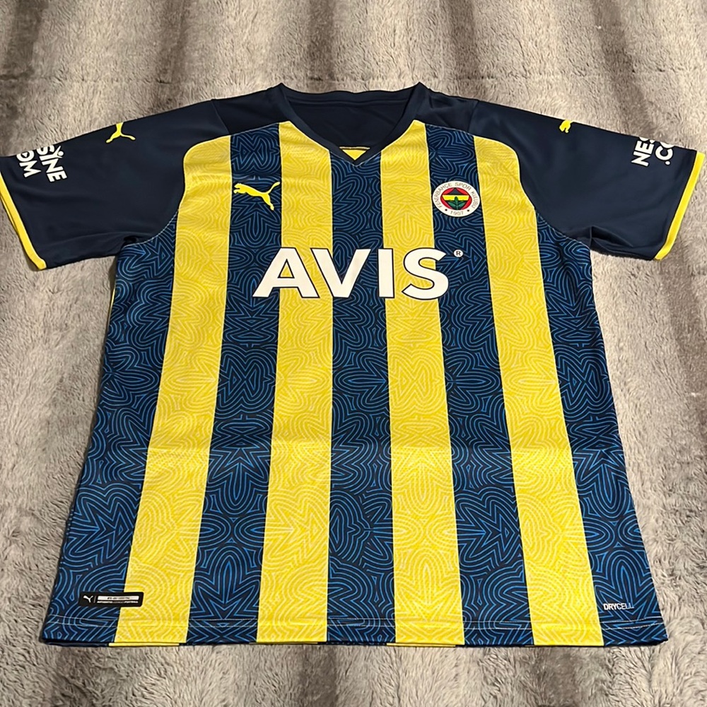 Fenerbahce 2021-2022 home Puma Jersey